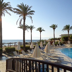 2015-09-06 07-17-29 Hotel